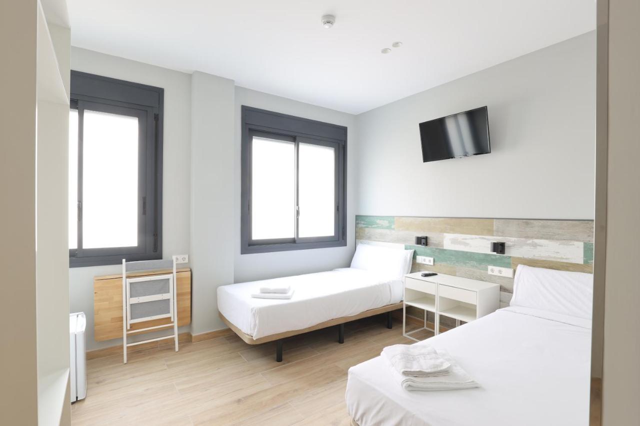 Hey Rooms Cerdanyola del Valles Exterior photo