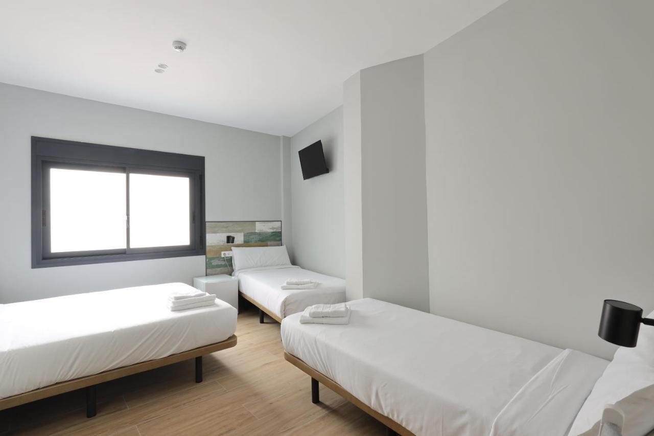 Hey Rooms Cerdanyola del Valles Exterior photo