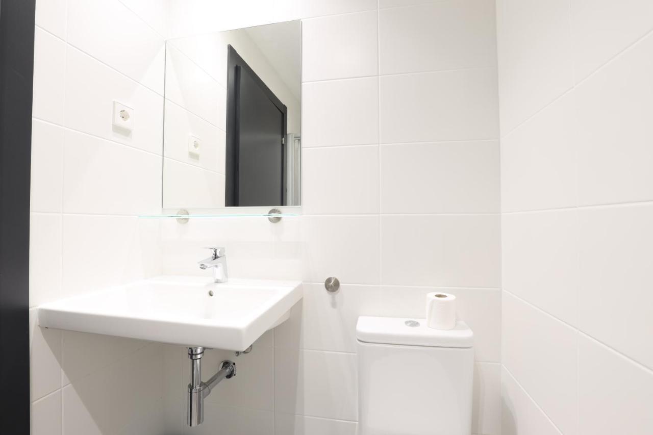 Hey Rooms Cerdanyola del Valles Exterior photo